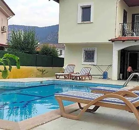 Corina With Private Pool And Garden 호텔 달리안
